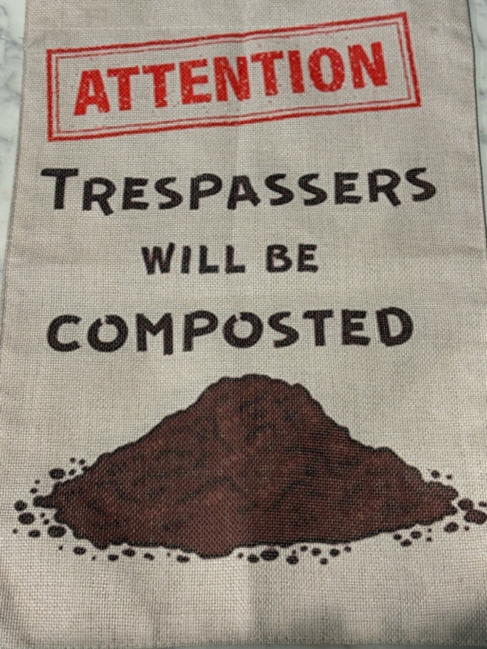 Posh Garden Beige Burlap Sign with Red and Brown Print